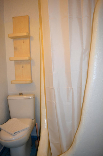 Bathroom, Irini Hotel, South Aegean