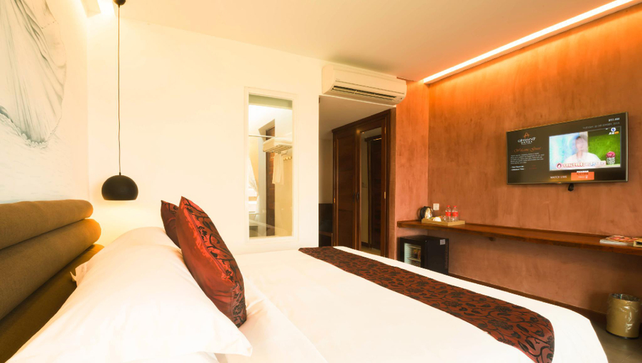 Bedroom 6
