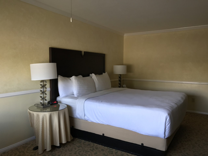 Bedroom 16