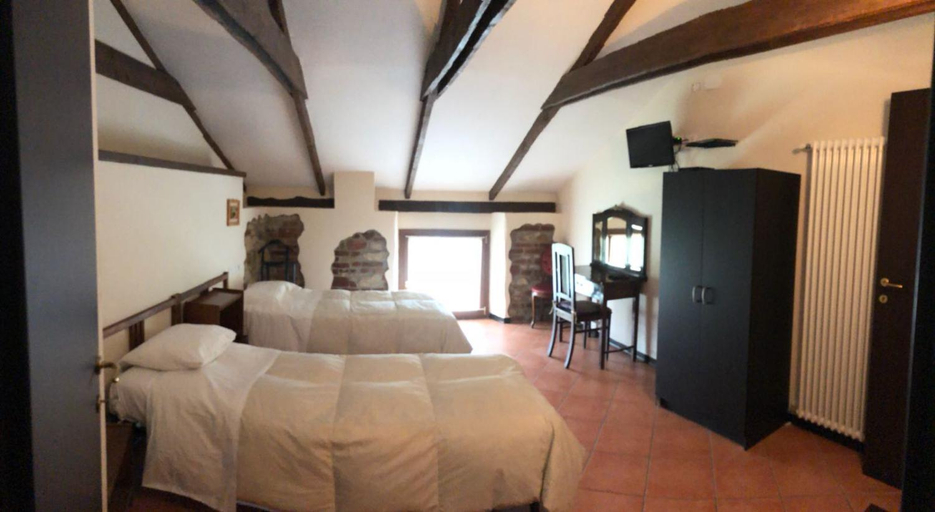 Others 2, Locanda dei Tigli, Biella