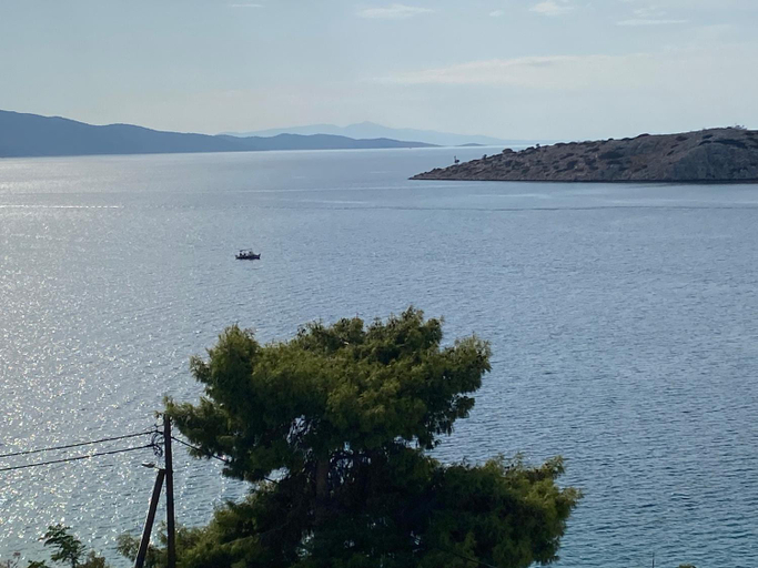 Others 3, Two Islands, Attica