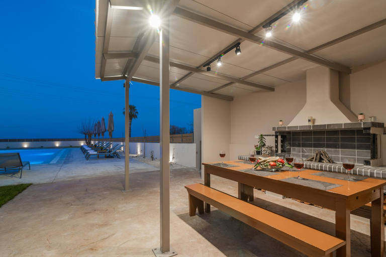 Food & Drinks, Cinque Terre Kamelia, Ionian Islands