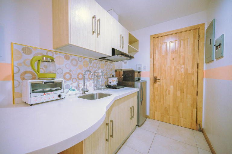 Dining Room 4