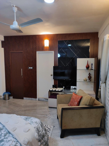 Bedroom 13