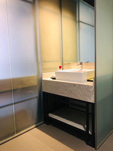 Bathroom 5, Sayarsan Hotel, Yangon