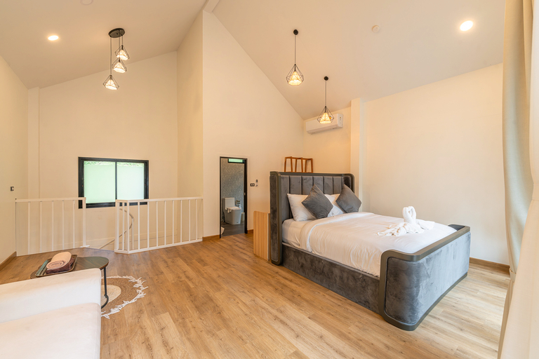 Bedroom 15