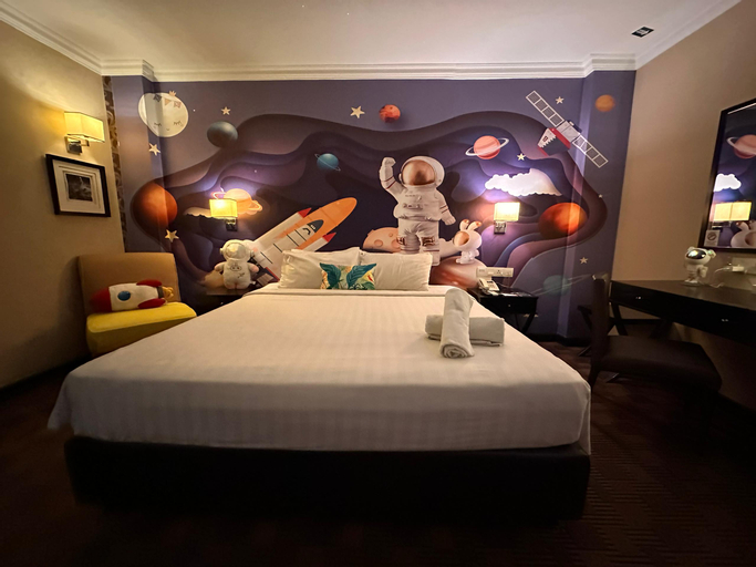Bedroom 14