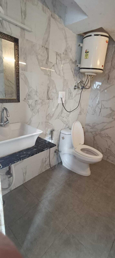 Bathroom 5, Hotel Apsara By GRB, Shimla