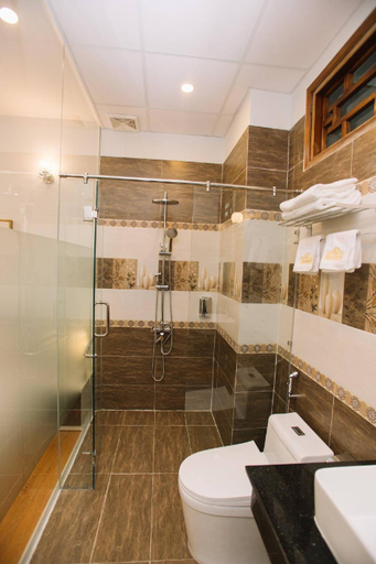 Bathroom 4, Thinh Gia Phat Hotel Hoang Hoa Tham, Tân Bình