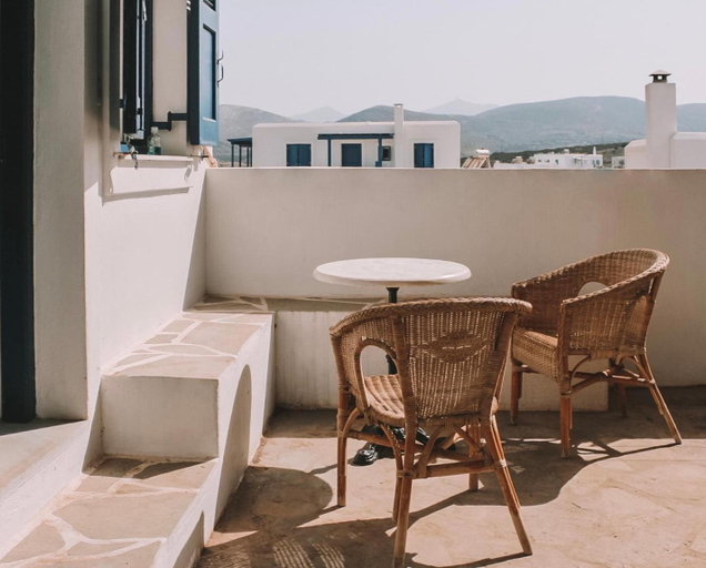 Others 5, Perseas, South Aegean