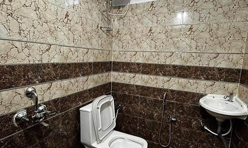 Bathroom, Fabhotel Svr Grand, Ranga Reddy