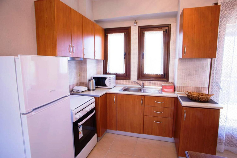 Others 5, Nea Roda Apartments, Central Macedonia