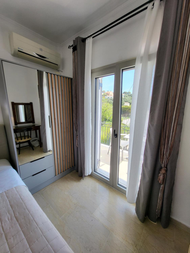Others 2, Angela kassiopi apartament studio, Ionian Islands