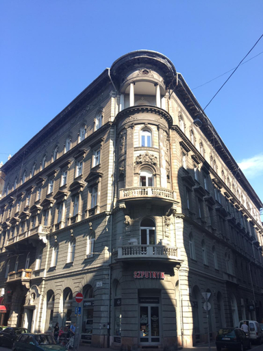 Others 5, City Centre Loft Next to Synagogue, Budapesti