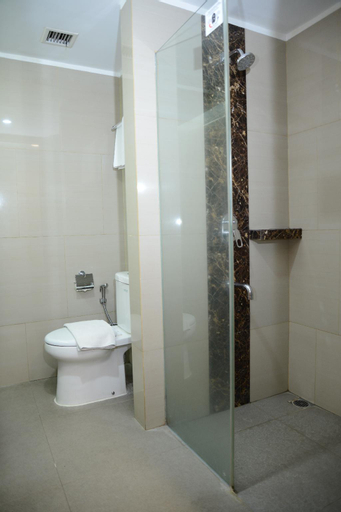 Bathroom 5