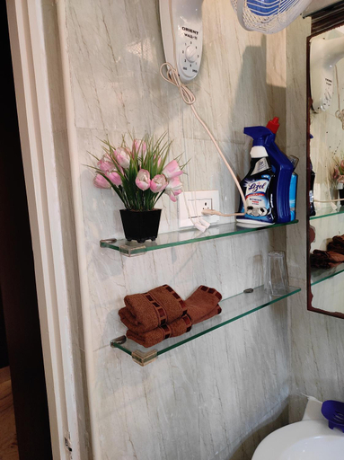 Bathroom 14
