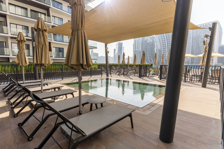 Sport & Beauty 4, Waves - Fully Equipped Studio for a Perf, Dubai