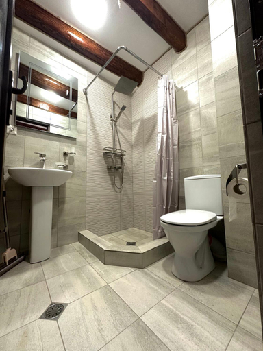 Bathroom 4, Apartment N5 Old Tbilisi, Tbilisi