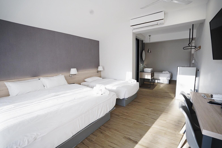 Bedroom 16