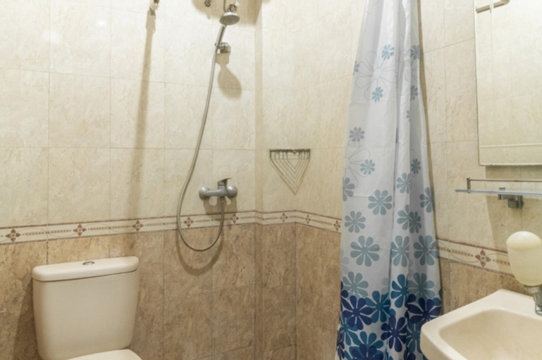 Bathroom 8