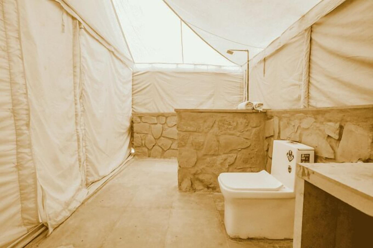 Bathroom 3, Tokyo Desert Camp, Jaisalmer
