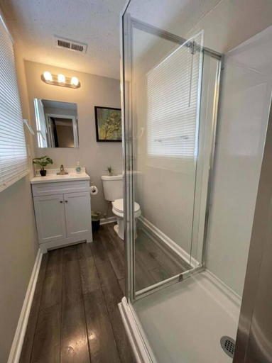 Bathroom, Forest Park Place, Jefferson