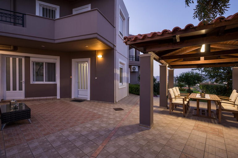 Facilities 4, Tholos Apartments, Crete