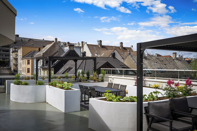 Food & Drinks, Exclusive Penthouse with Teracce, Bergen