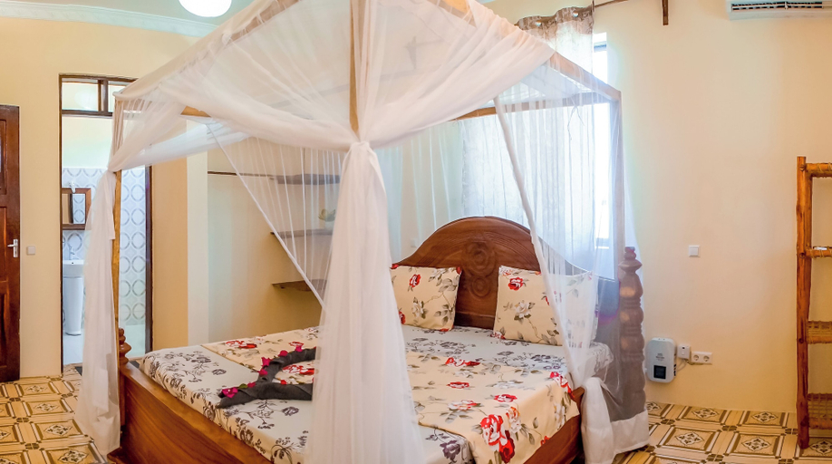 Bedroom 5, Saba House 24, Kusini