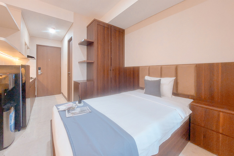 Bedroom 2, Minimalist and Warm Studio Apartment at B Residence By Travelio, Tangerang Selatan