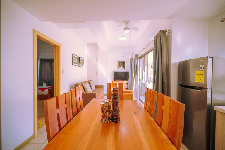 Dining Room 7