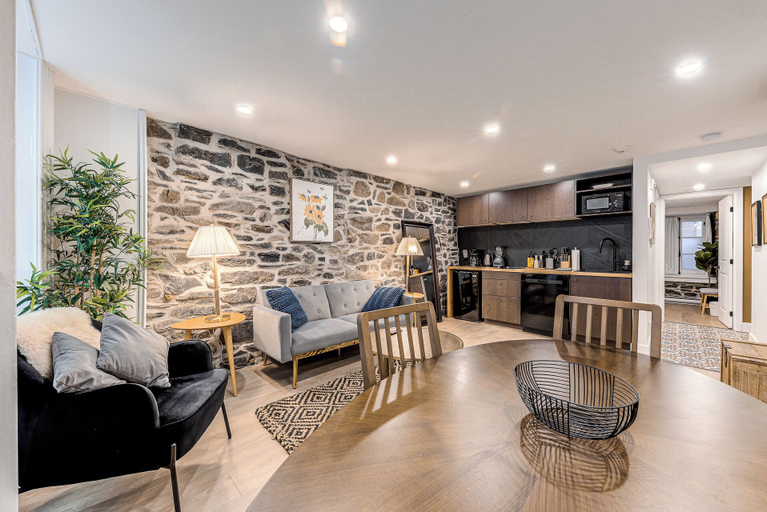 Others 5, Elegant 1 Bedroom Suite, Communauté-Urbaine-de-Québec