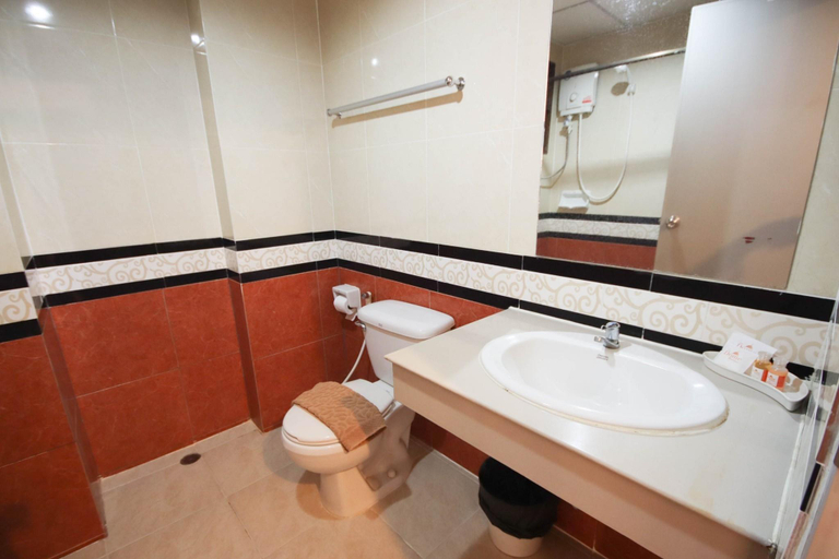 Bathroom 4, The Dome Residence, Muang Chiang Mai