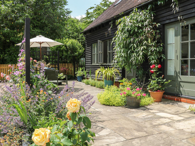 Others 3, The Barn at Sandhole Cottage, Kent
