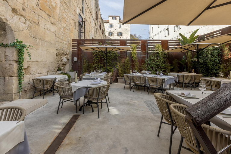 Food & Drinks 2, Leonis Restaurant & Rooms, Split