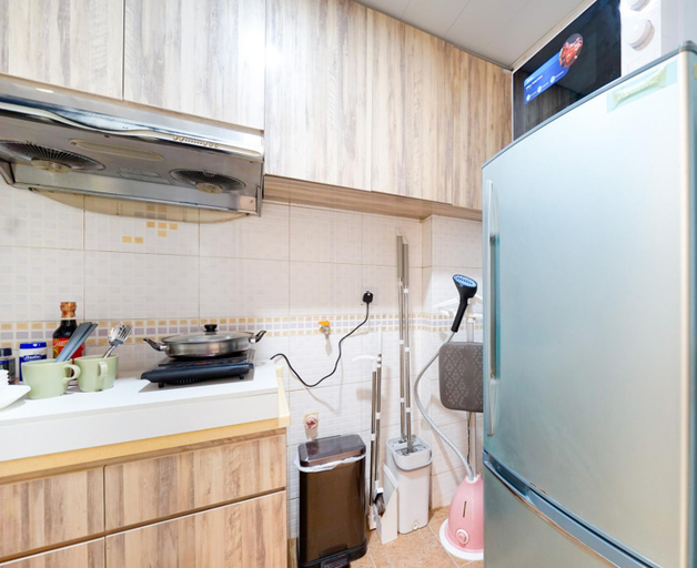 Others 2, CoLiving Space - Hennessy Road 113 Wan Chai MTR, Hong Kong Island