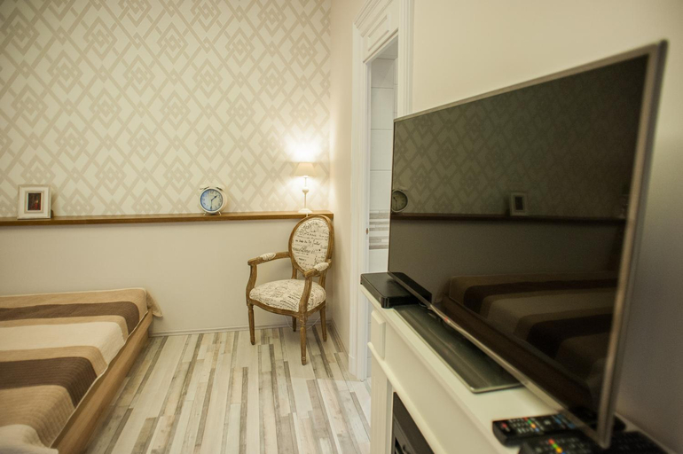 Others 5, All In Apartman, Budapesti