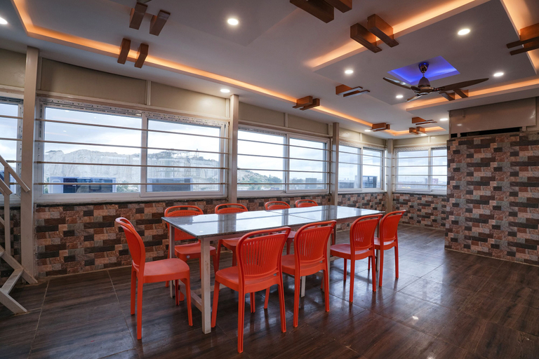 Food & Drinks 4, FabHotel A White Pearl Suites - Nr. Bangalore Airport, Bangalore