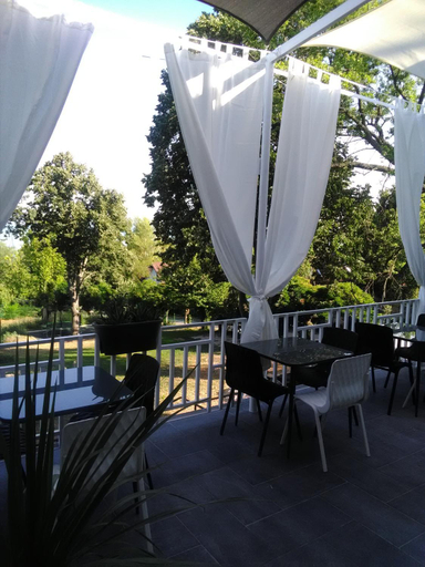 Food & Drinks 4, Balinn rooms, Balatonfüred