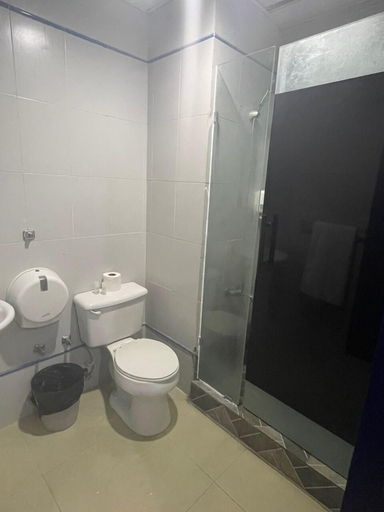 Bathroom 4, Gran Hotel Higuey, Salvaleon de Higuey