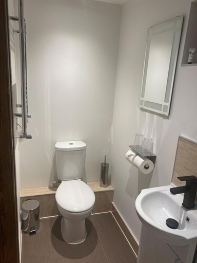 Bathroom, Comus Inn, North Yorkshire