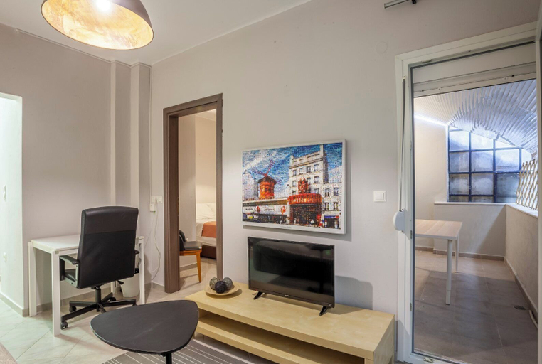 Others 4, Be Queen-Your Urban Stay, Central Macedonia