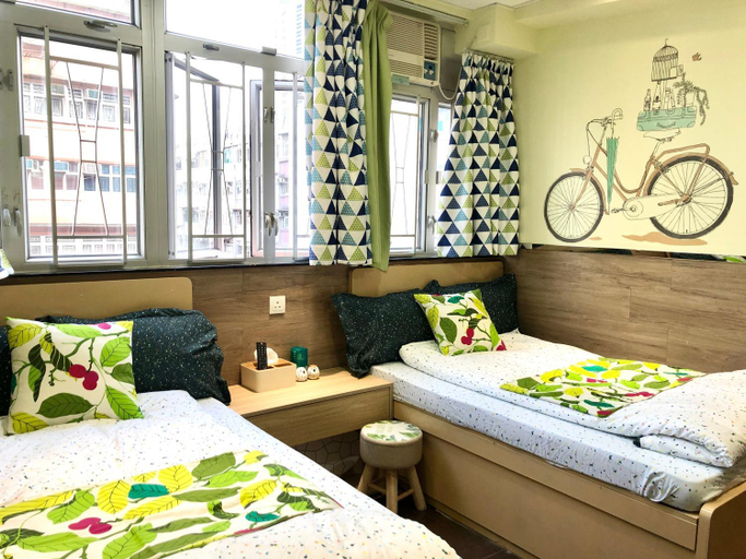 Bedroom 3, Royal Paris Guest House, Kowloon