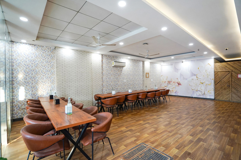 Food & Drinks 3, Fabhotel Prime Culture, Gautam Buddha Nagar