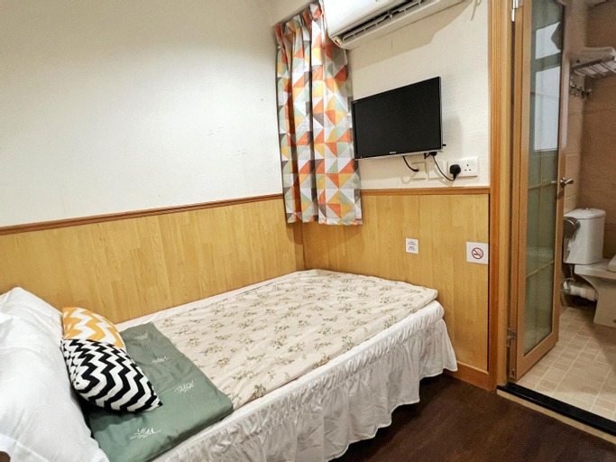 Bedroom 1, Li Yuan Hotel, Kowloon