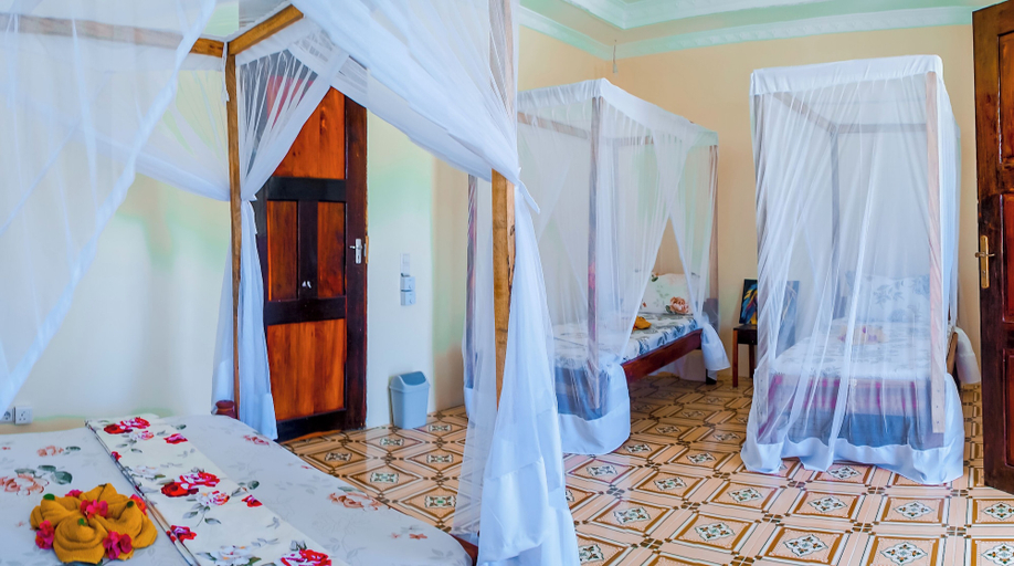 Bedroom 3, Saba House 24, Kusini