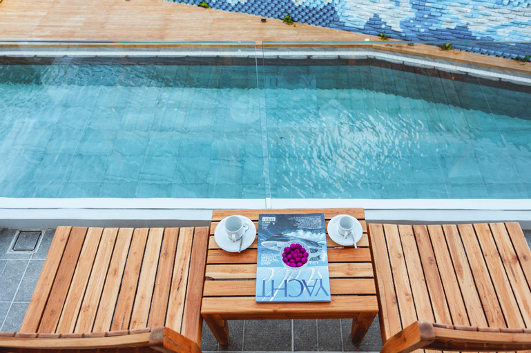 Swimming Pool 5