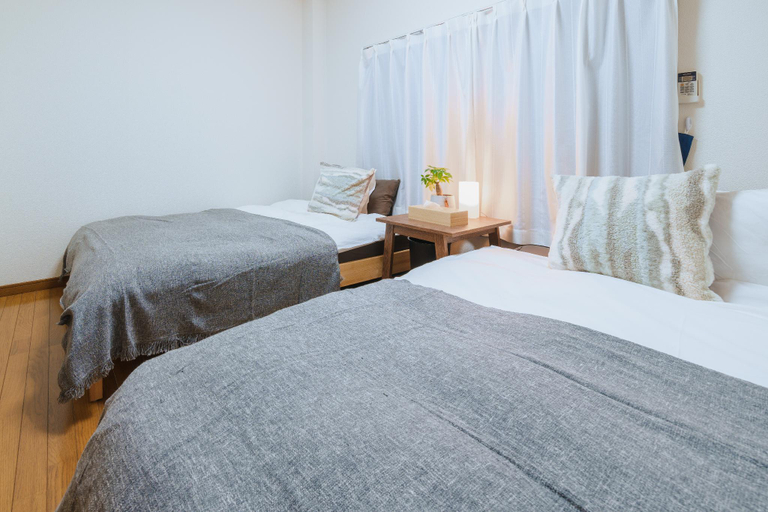 Bedroom 2, Family&Group♪ 2mins from Kakegawa Castle. ♪ [B104], Kakegawa