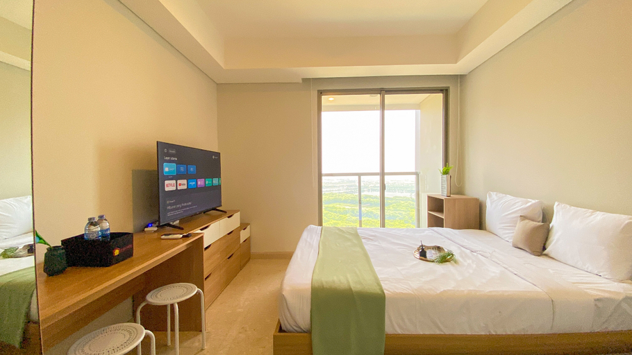 Bedroom 2, Comfort and Great Location Studio at Gold Coast Apartment By Travelio, North Jakarta