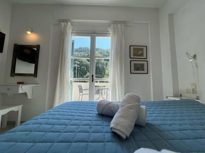 Others 4, Villa Perivoli, Epirus